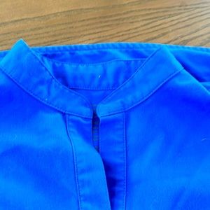 Figs scrub top size x-small. Royal Blue. Rafaela style